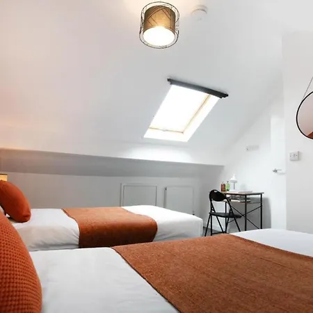 Spacious 2 Bedroom Apartments - 5 Mins From Qmc, Universities And City Centre! Nottingham Exterior photo