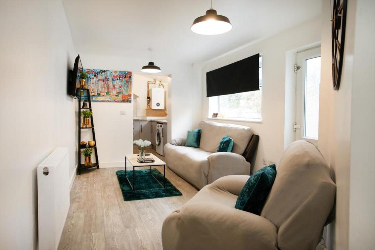 Appartement Spacious 2 Bedroom - 5 Mins From Qmc, Universities And Centre! *